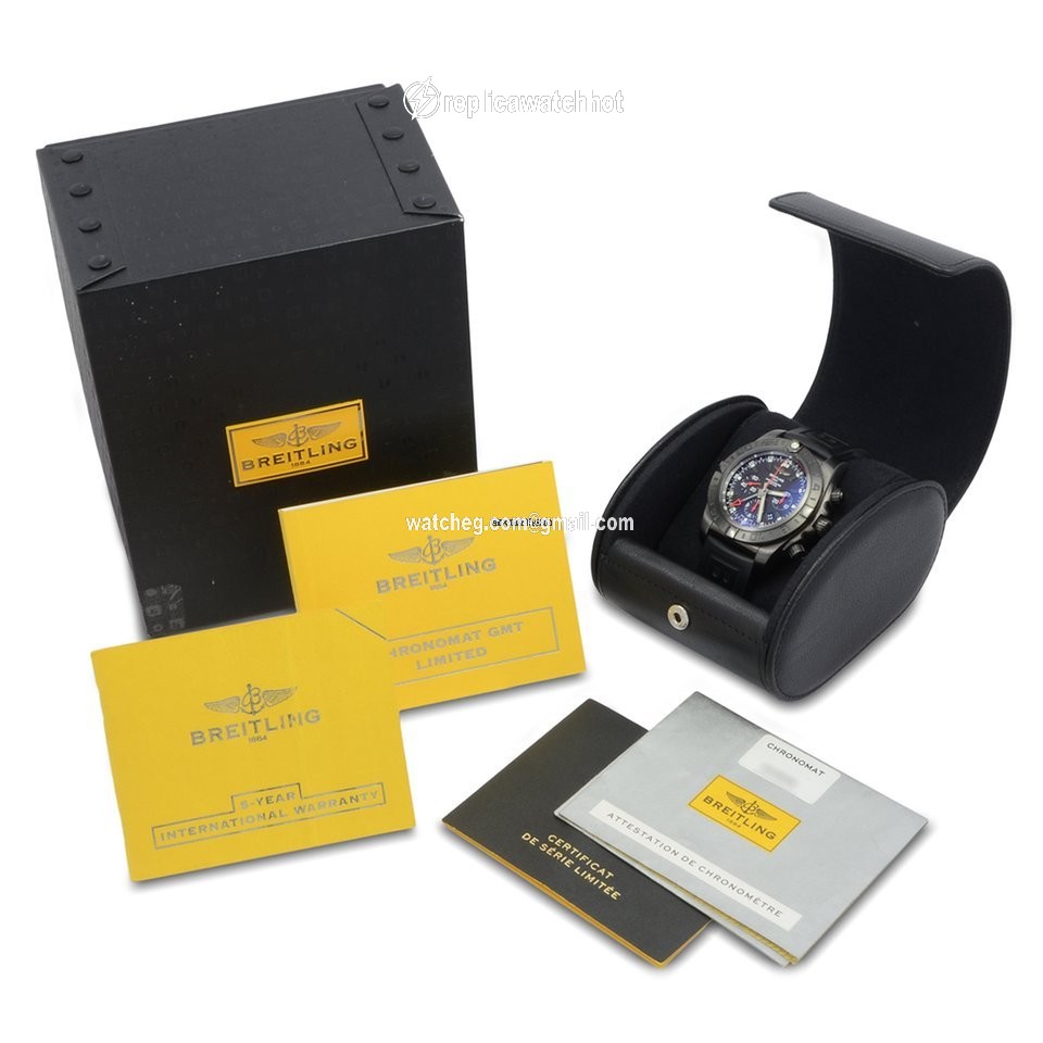 Breitling Chronomat GMT Mens watch Unisex Automatic Steel MB041310 2
