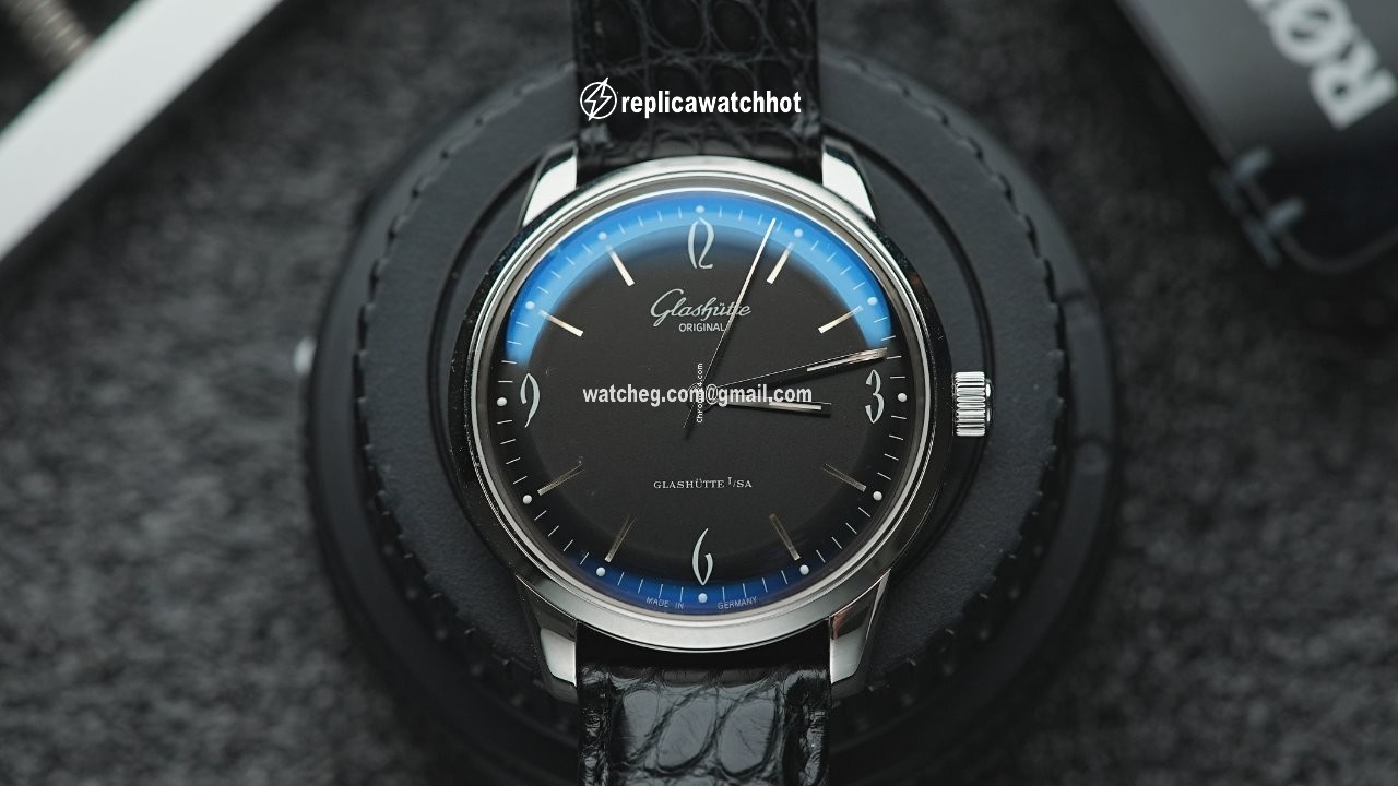 Glashtte Original Sixties Mens watch Unisex Automatic Steel 39-52-04-02-04 2