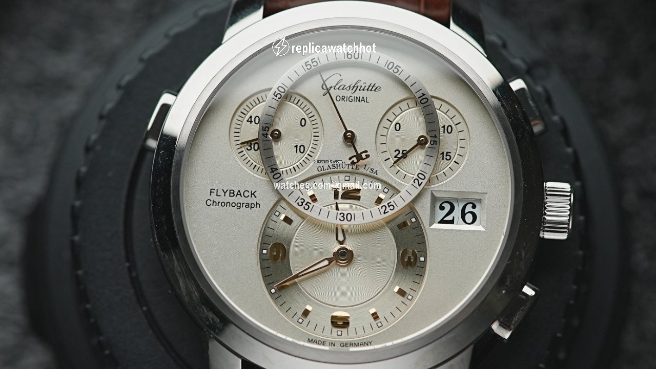 Glashtte Original PanoMaticChrono XL White gold 95-01-31-24-04 2