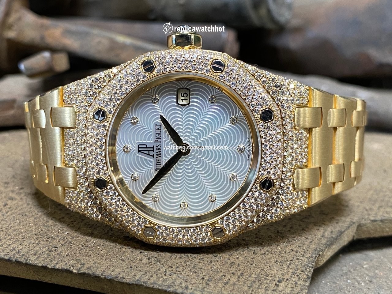 Audemars Piguet Royal Oak Lady Womens watch Quartz Yellow gold 67605BA.ZZ.D080SU.01 2