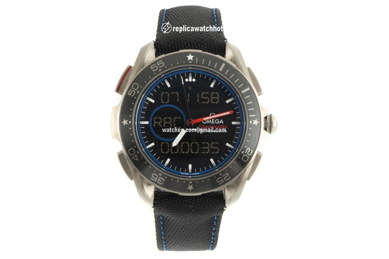 Omega Speedmaster Skywalker X-33 Mens watch Unisex Quartz Ceramic 318.92.45.79.01.001 2