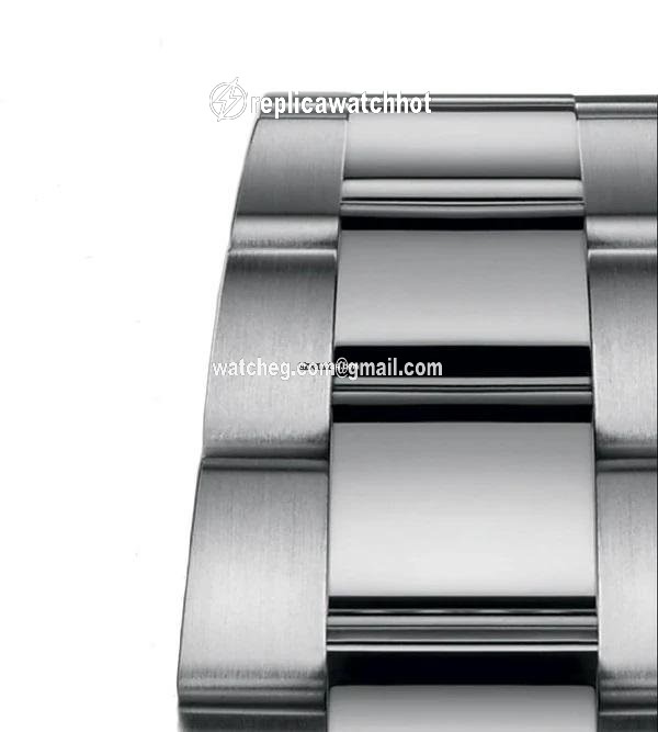 Rolex Submariner Date White gold Automatic 126619 LB 2