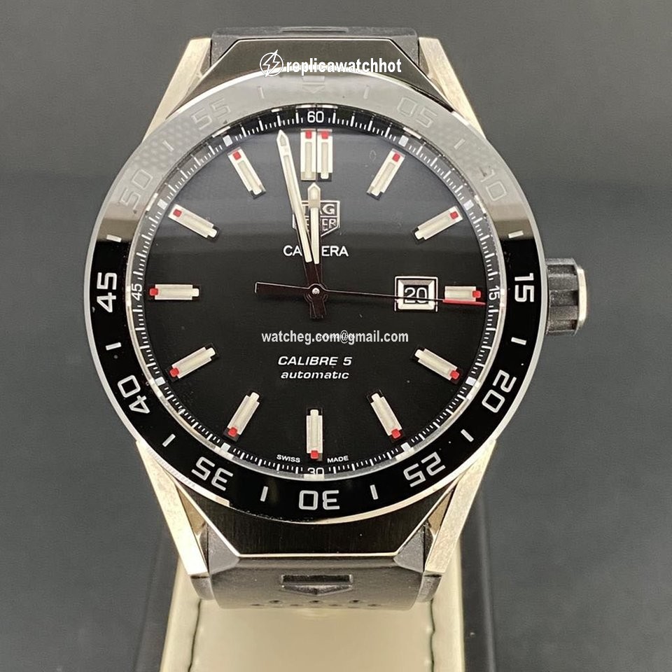 TAG Heuer Connected Mens watch Unisex Automatic Titanium AWBF2A80 2