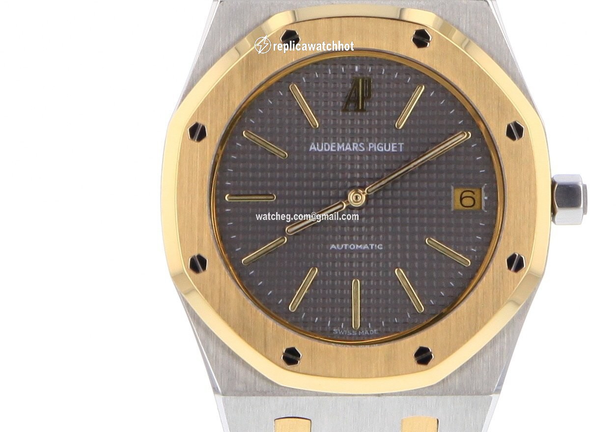 Audemars Piguet Royal Oak Jumbo Mens watch Unisex Automatic Gold Steel 5402SA 2