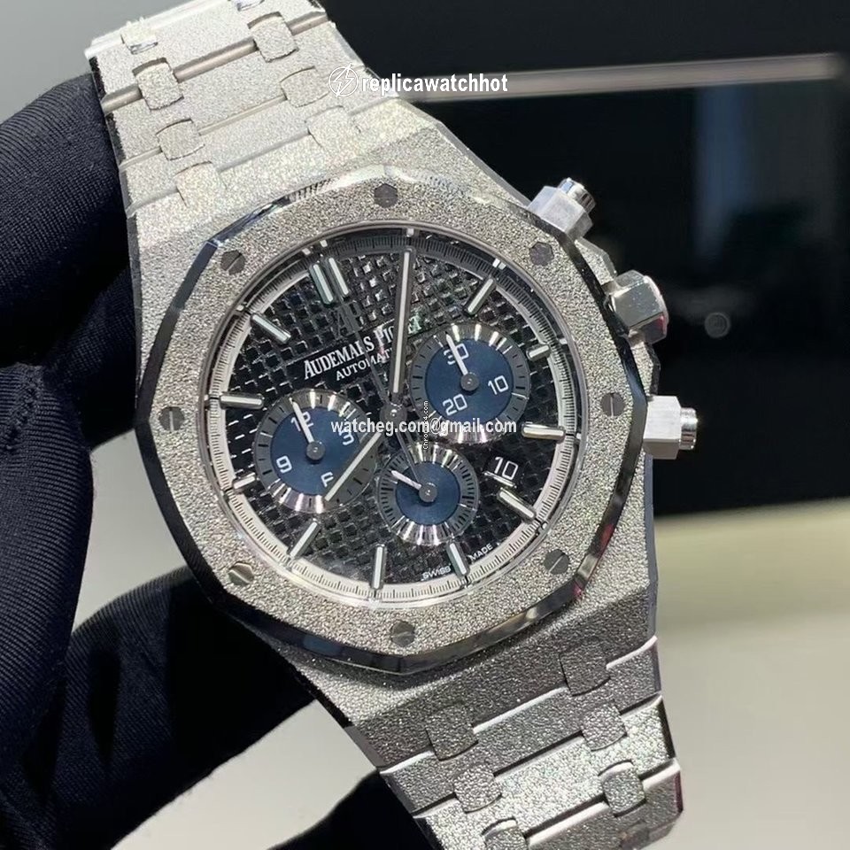 Audemars Piguet Royal Oak Chronograph Mens watch Unisex Automatic White gold 26331BC.GG.1224BC.03 2