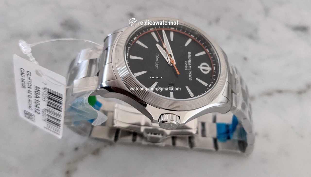 Baume & Mercier Clifton Mens watch Unisex Quartz Steel 10412 2