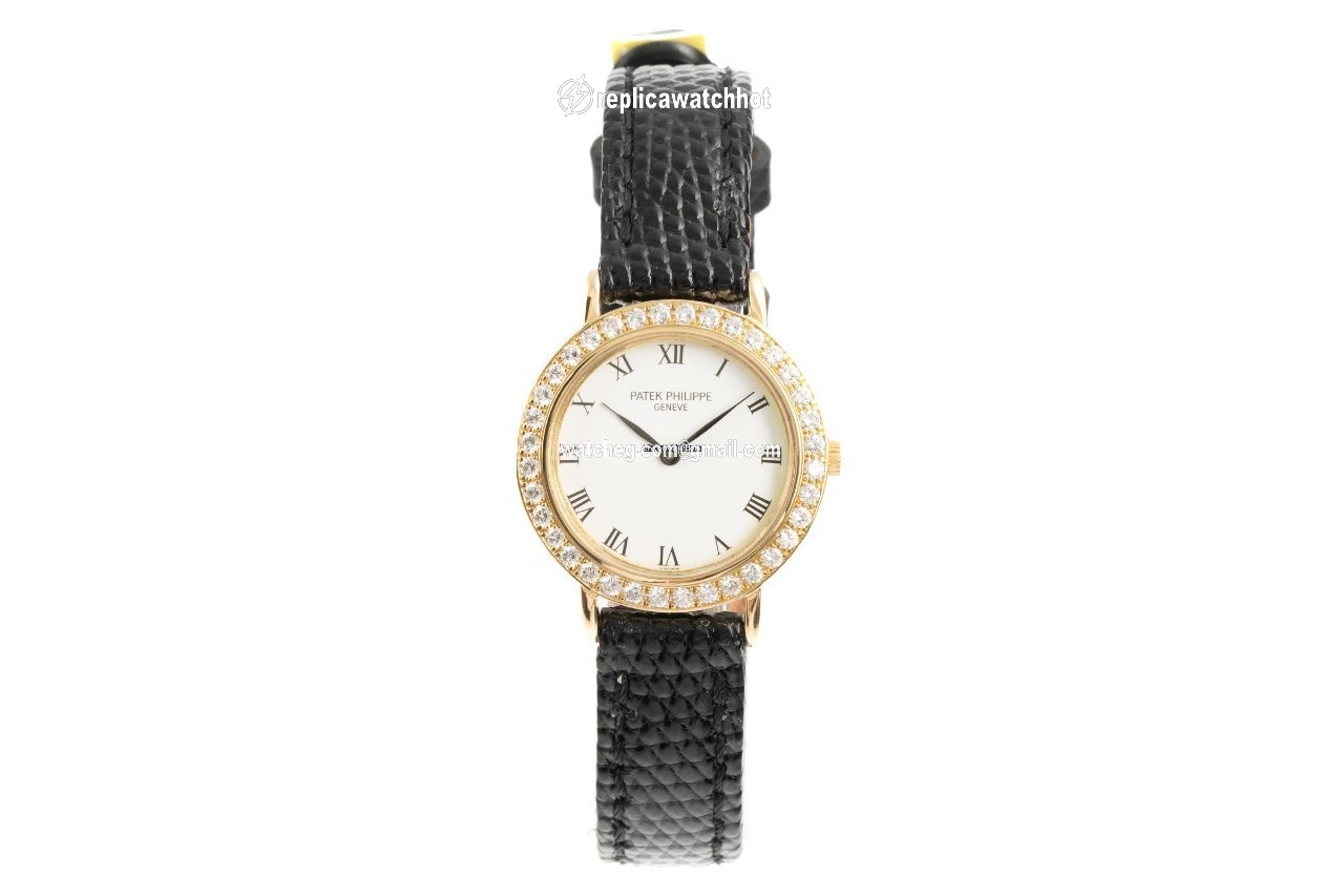 Patek Philippe Calatrava Womens watch Quartz Yellow gold 4820 2