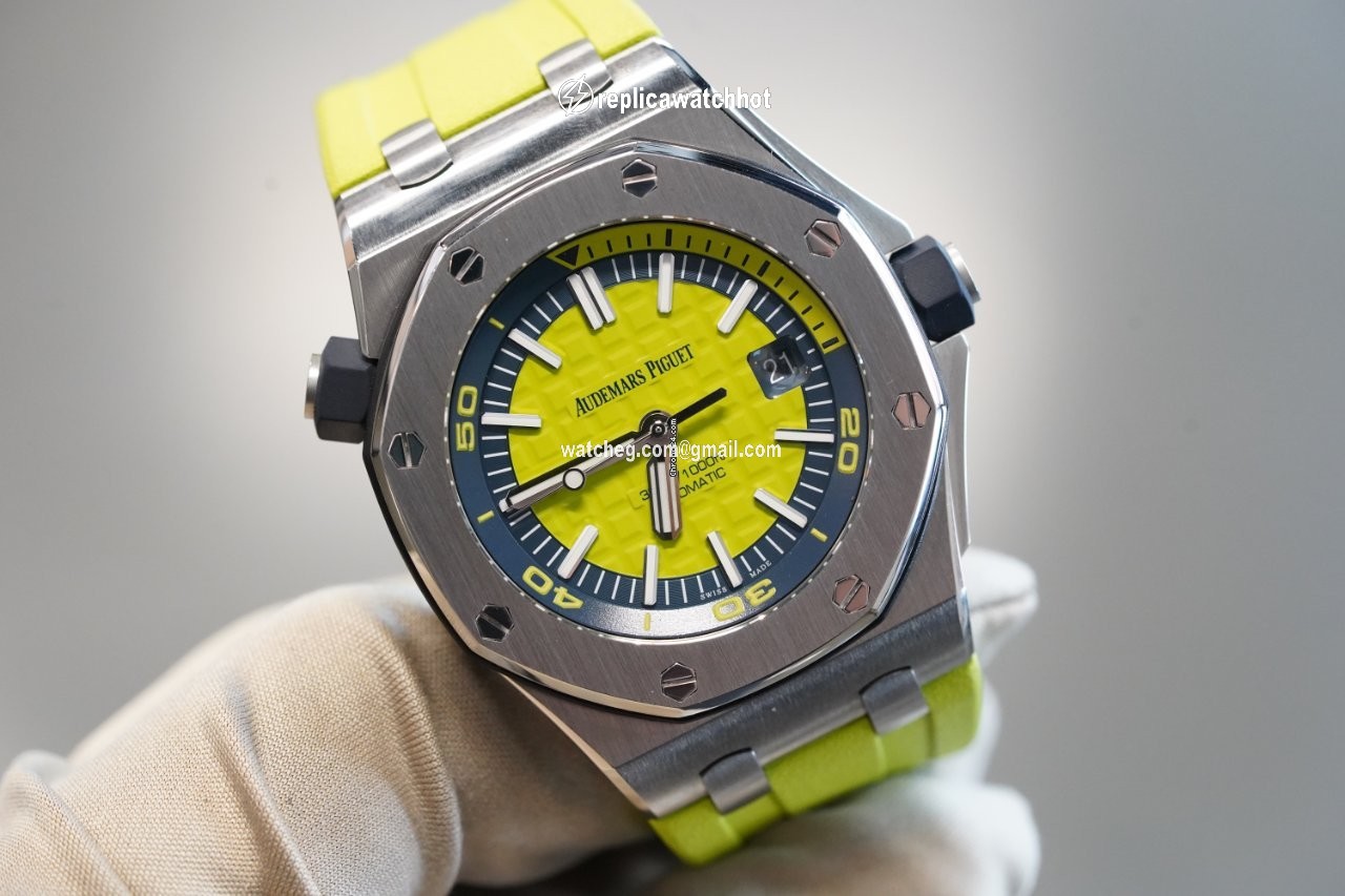 Audemars Piguet Royal Oak Offshore Diver Mens watch Unisex Automatic Steel 15710ST.OO.A038CA.01 2