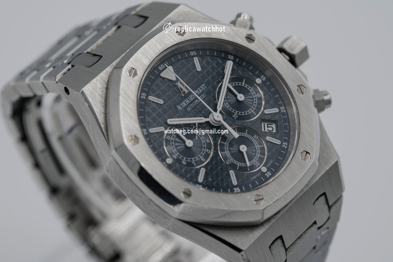 Audemars Piguet Royal Oak Chronograph Steel 26300ST.OO.1110ST.04 2