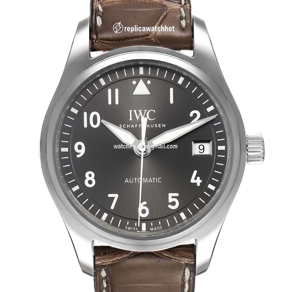 IWC Pilots Watch Automatic 36 Mens watch Unisex Automatic Steel IW324001 2