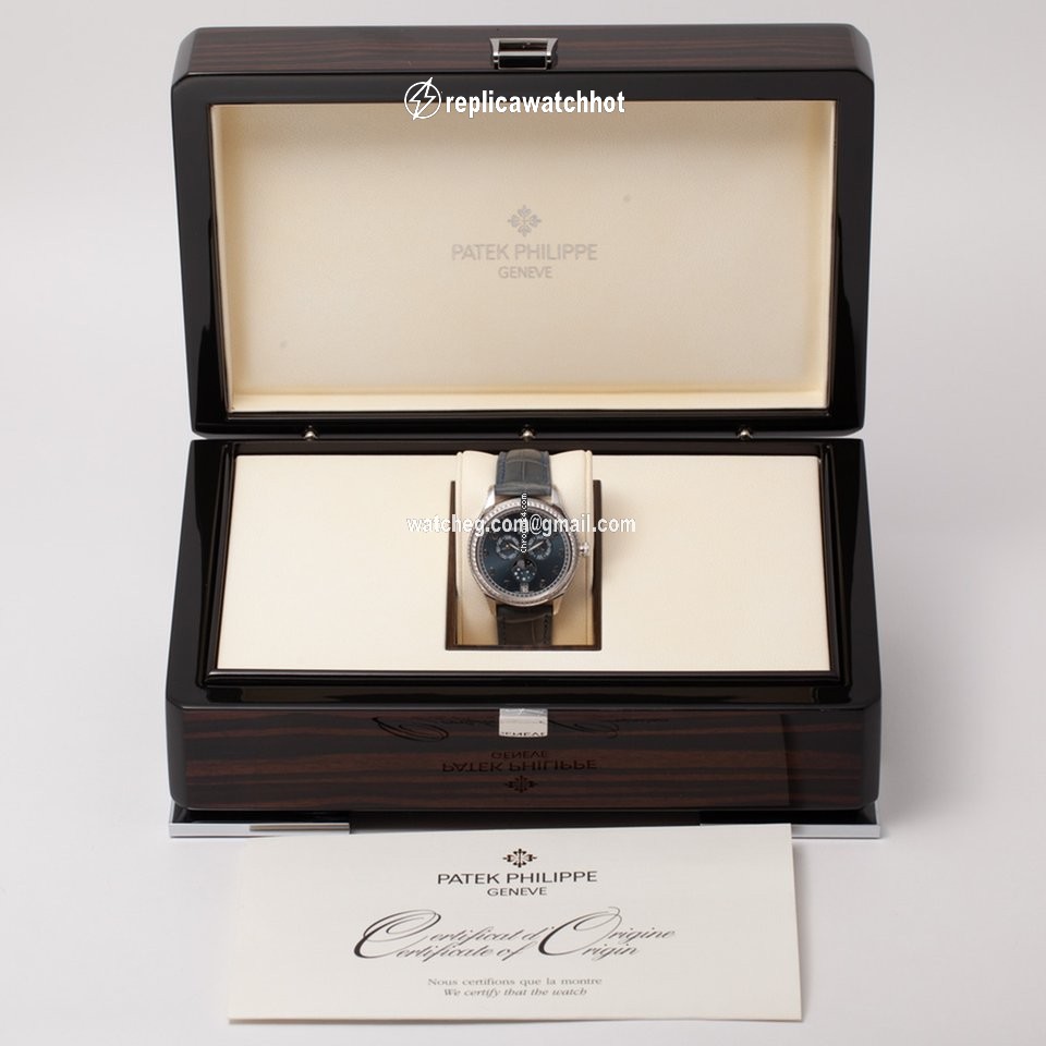 Patek Philippe Annual Calendar Womens watch Automatic White gold 4947G-001 2