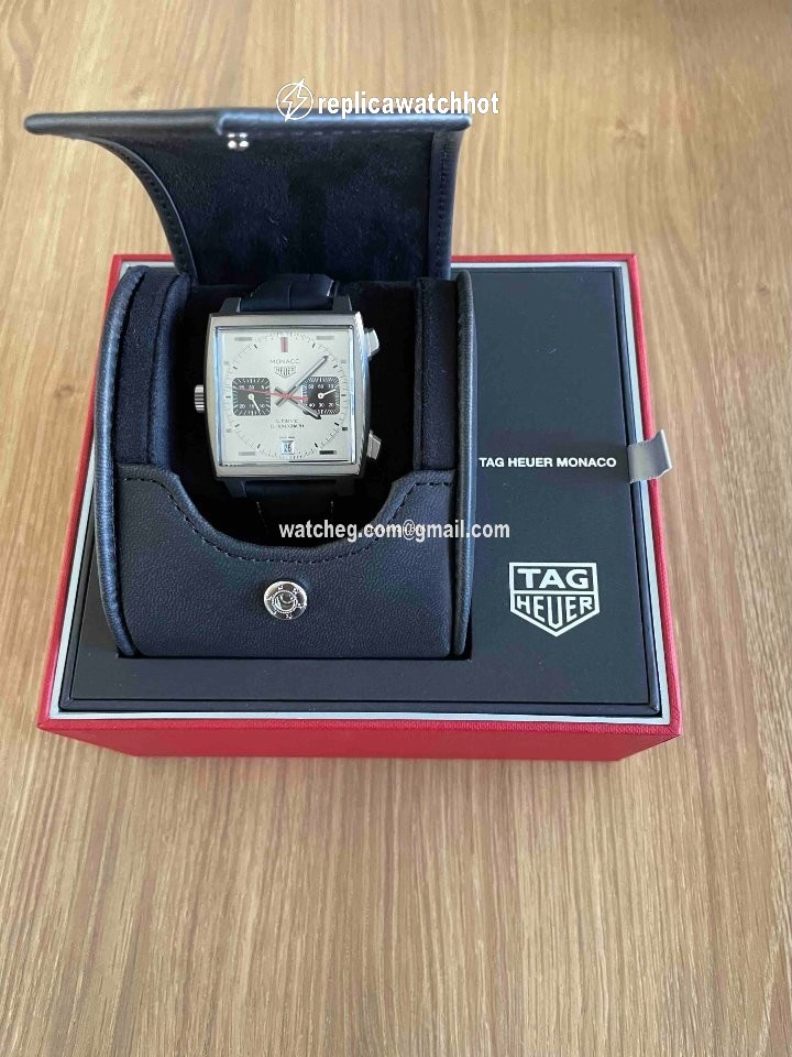 TAG Heuer Monaco Mens watch Unisex Automatic Titanium CAW218B.FC6496 2