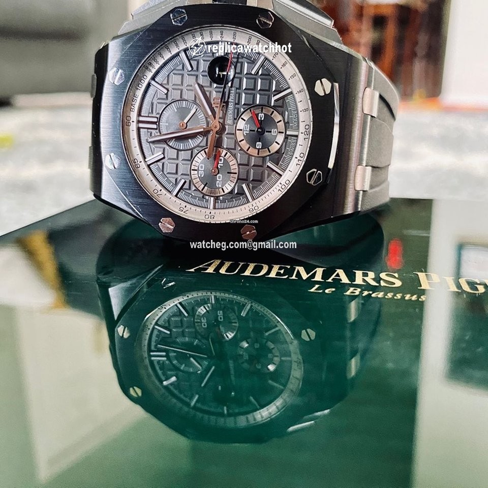Audemars Piguet Royal Oak Offshore Chronograph Mens watch Unisex Automatic Ceramic 26405CE.OO.A002CA.01 2