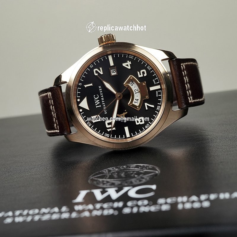 IWC Pilot Mens watch Unisex Automatic Rose gold IW3261-03 2
