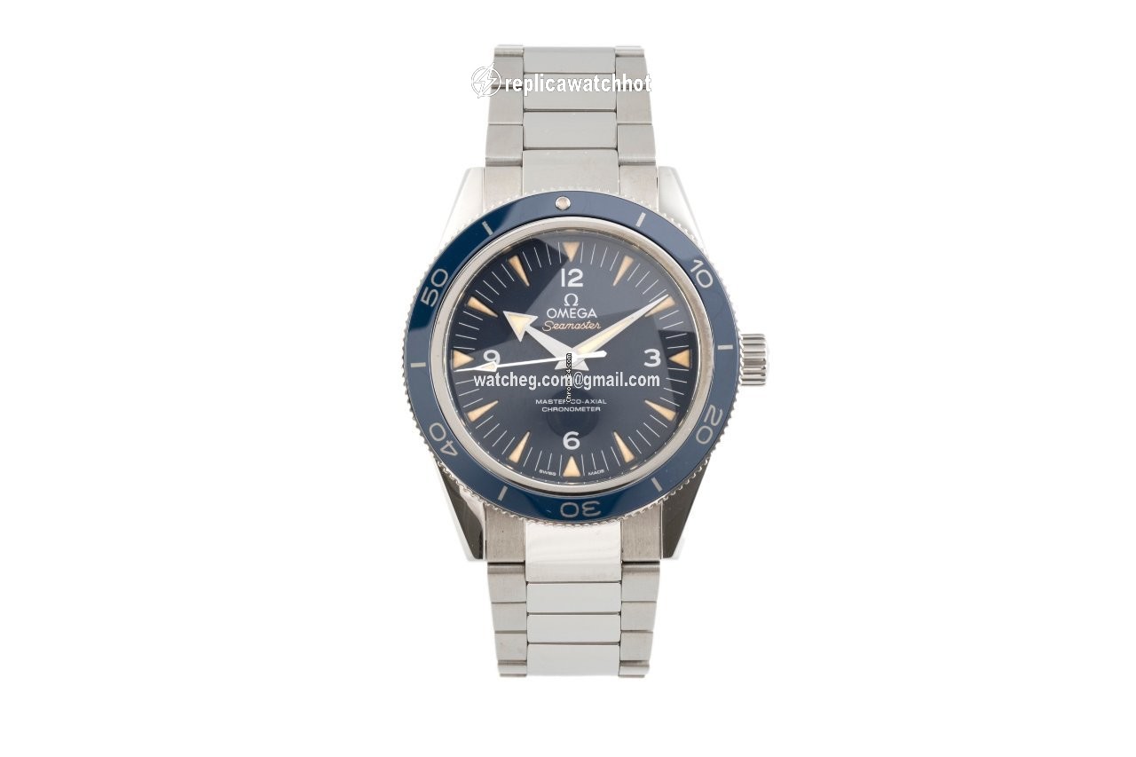 Omega Seamaster 300 Mens watch Unisex Automatic Titanium 233.90.41.21.03.001 2
