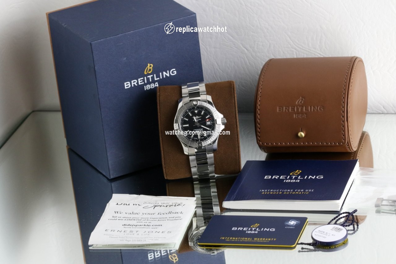Breitling Avenger Mens watch Unisex Automatic Steel A17318101B1A1 2