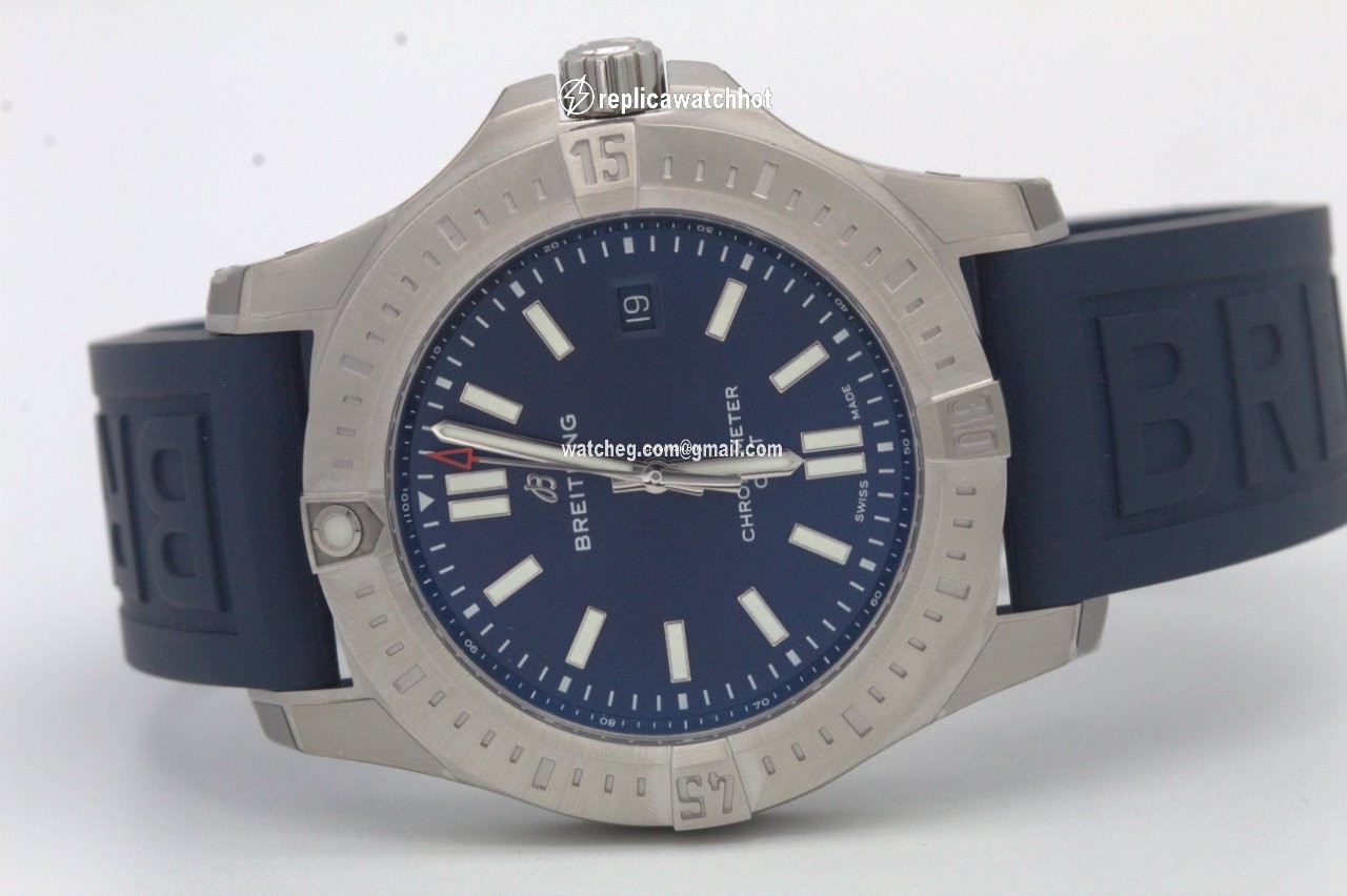 Breitling Chronomat Colt Mens watch Unisex Automatic Steel A17388101C1S1 2