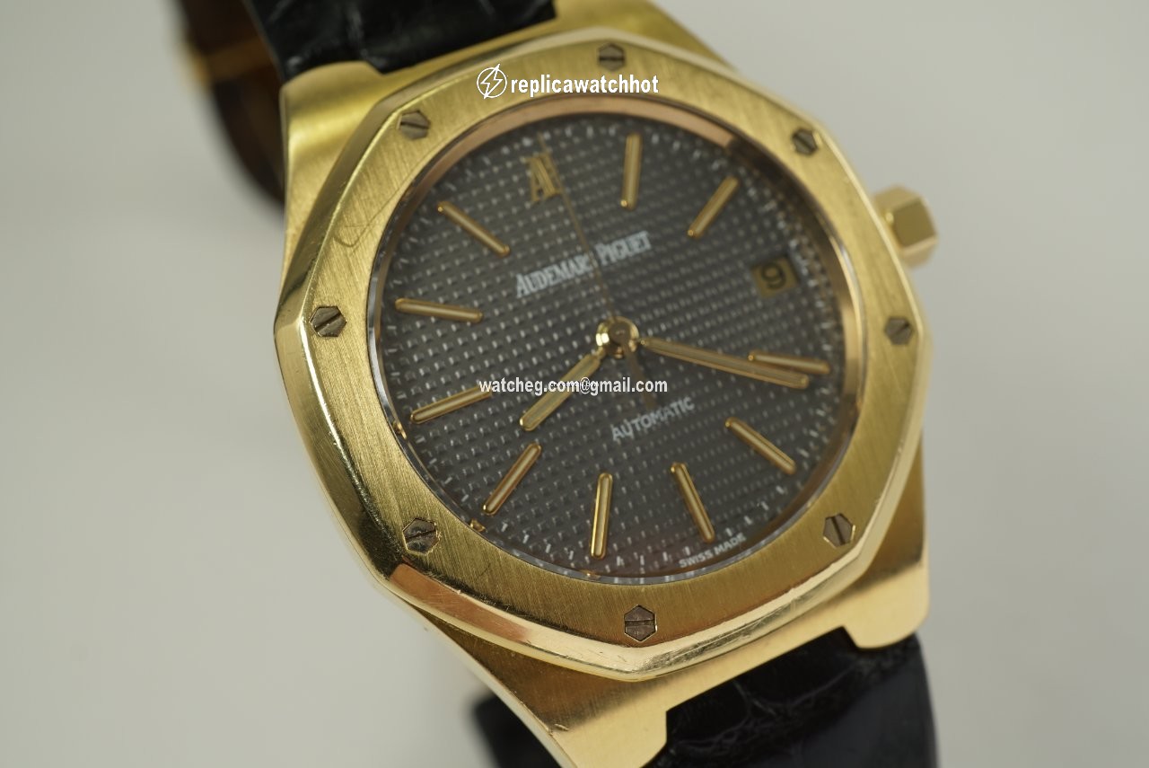 Audemars Piguet Royal Oak Mens watch Unisex Automatic Yellow gold 14800BA 2