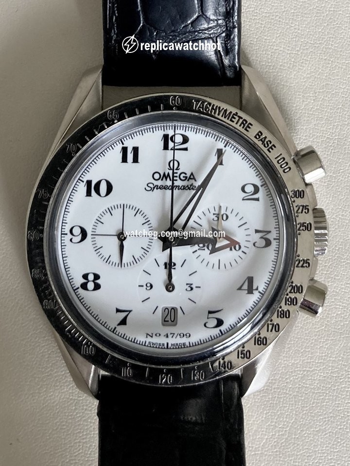 Omega Speedmaster Broad Arrow Mens watch Unisex Automatic White gold 78020450 2