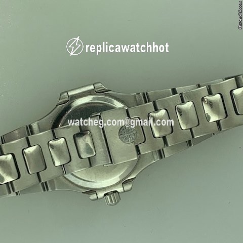 Patek Philippe Nautilus Womens watch Quartz Steel 4700 1A 2