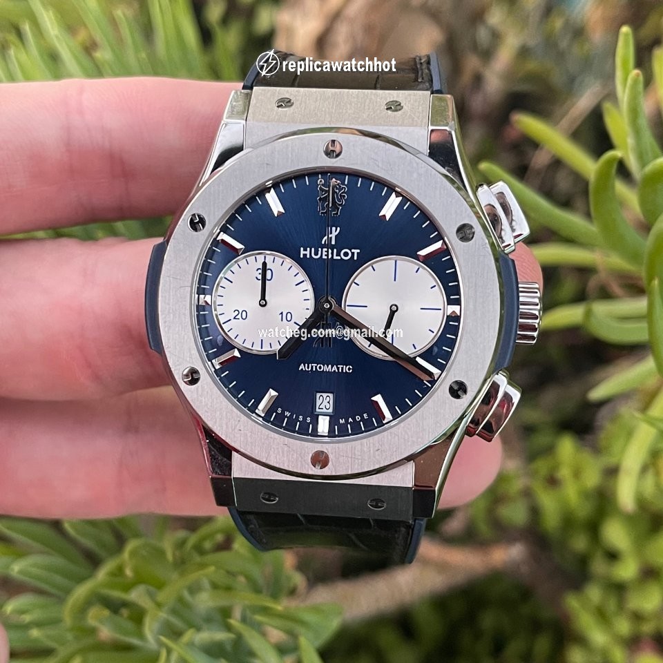 Hublot Classic Fusion Chronograph Mens watch Unisex Automatic Titanium 521.NX.7119.LR.CFC16 2