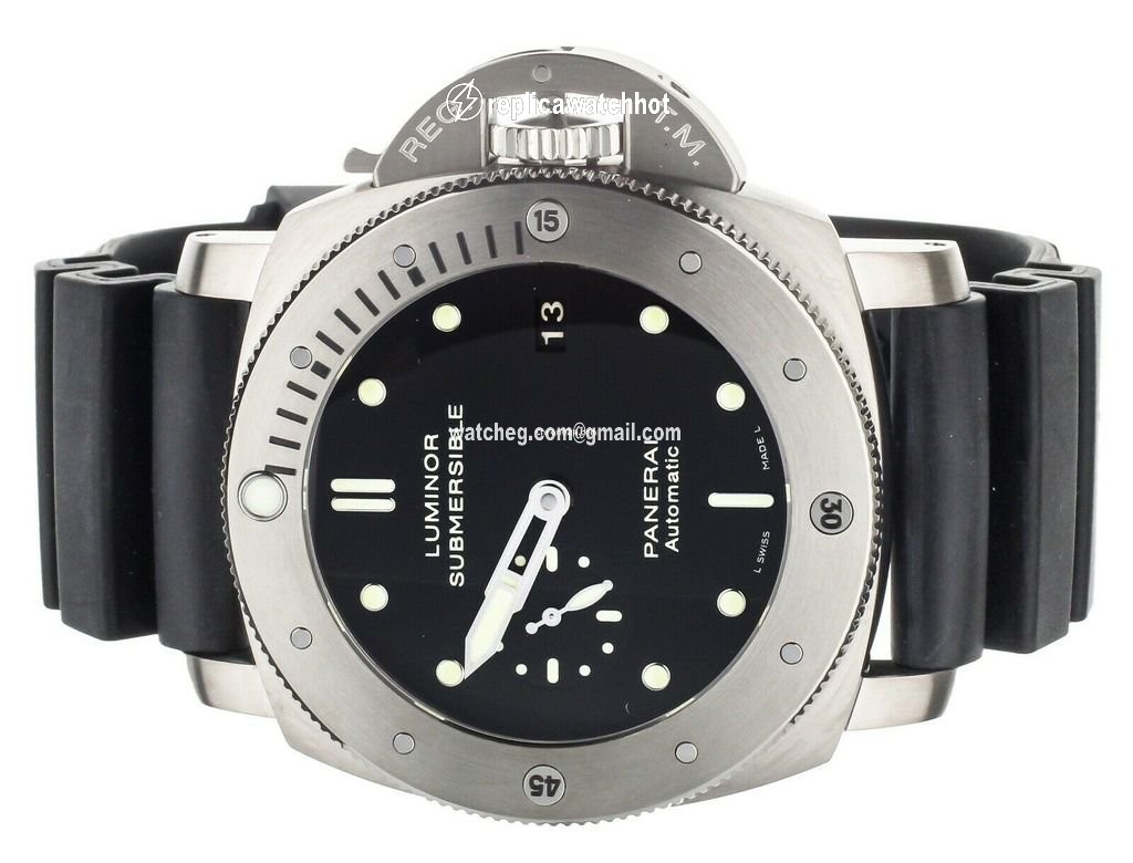 Panerai Luminor Submersible 1950 3 Days Automatic Mens watch Unisex Automatic Titanium PAM305 2