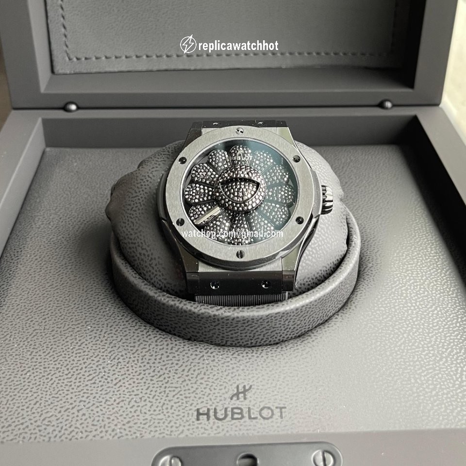 Hublot Classic Fusion 45, 42, 38, 33 mm Mens watch Unisex Automatic Ceramic 507.CX.9000.RX.TAK21 2
