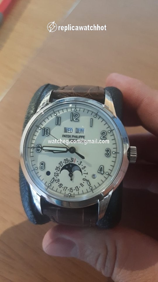 Patek Philippe Perpetual Calendar Mens watch Unisex Automatic 5320G 2
