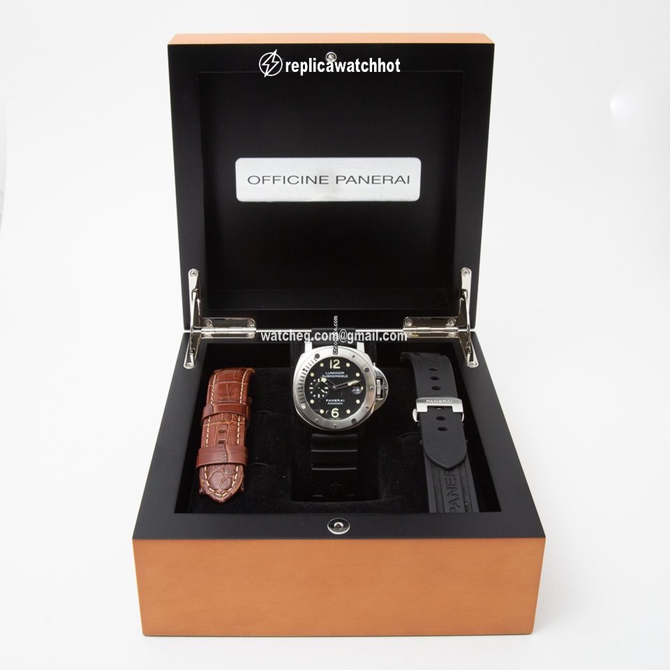 Panerai Mens watch Unisex Automatic Steel PAM 00664 2