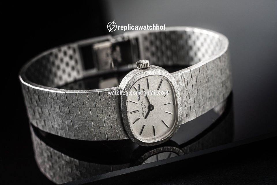 Patek Philippe Golden Ellipse Womens watch Manual winding White gold 3373 1 2
