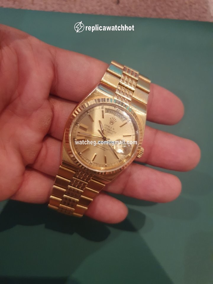 Rolex Day-Date Oysterquartz Mens watch Unisex Yellow gold Quartz 19038 2