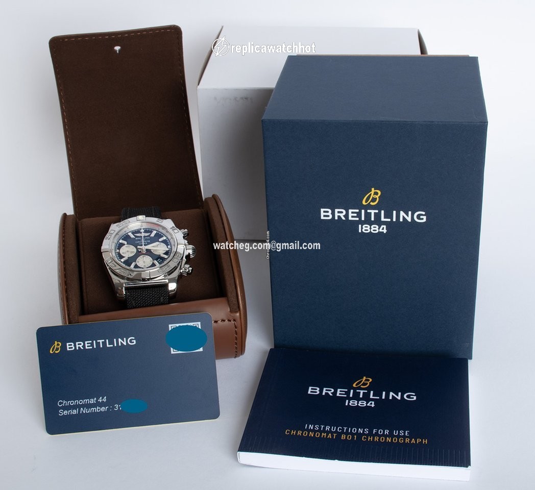 Breitling Chronomat 44 Mens watch Unisex Automatic Steel AB011012 B967 2