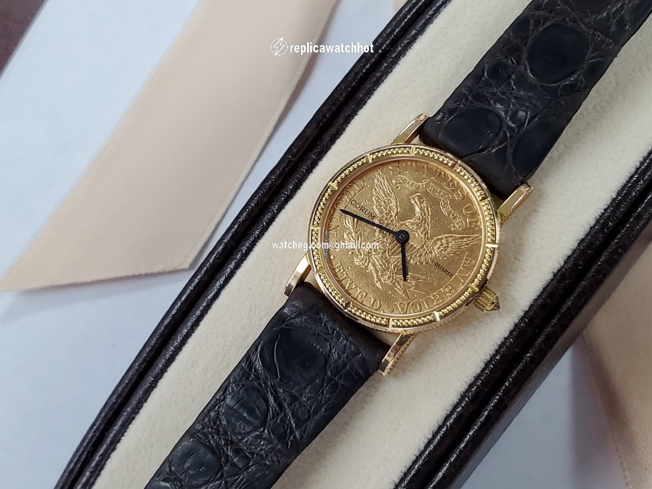 Corum Coin Watch Womens watch Manual winding Yellow gold 293.645.56 0001 MU51 2