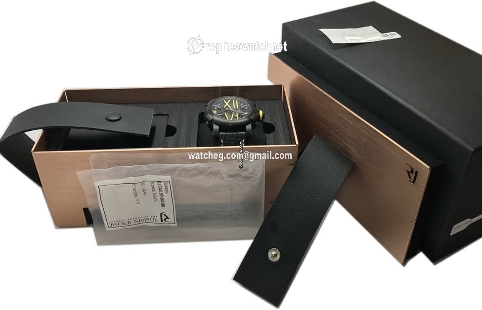 Romain Jerome Titanic-DNA Mens watch Unisex Automatic Steel RJ.T.AU.SP.005.06 2