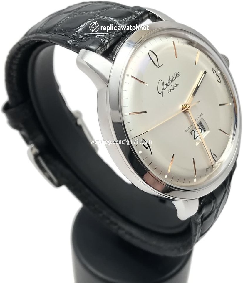 Glashtte Original Sixties Panorama Date Mens watch Unisex Automatic Steel 39-47-01-02-04 2