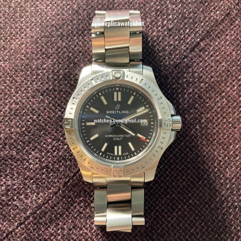 Breitling Chronomat Colt Mens watch Unisex Automatic Steel A17313101F1A1 2