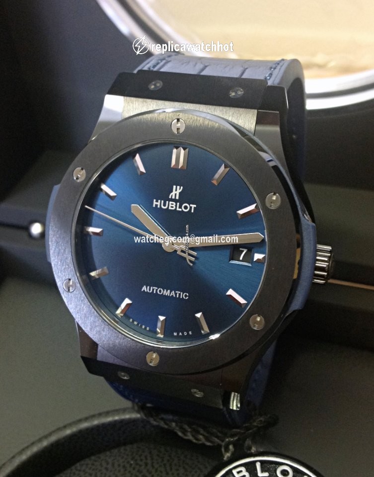 Hublot Classic Fusion Blue Mens watch Unisex Automatic Ceramic 511.CM.7170.LR 2