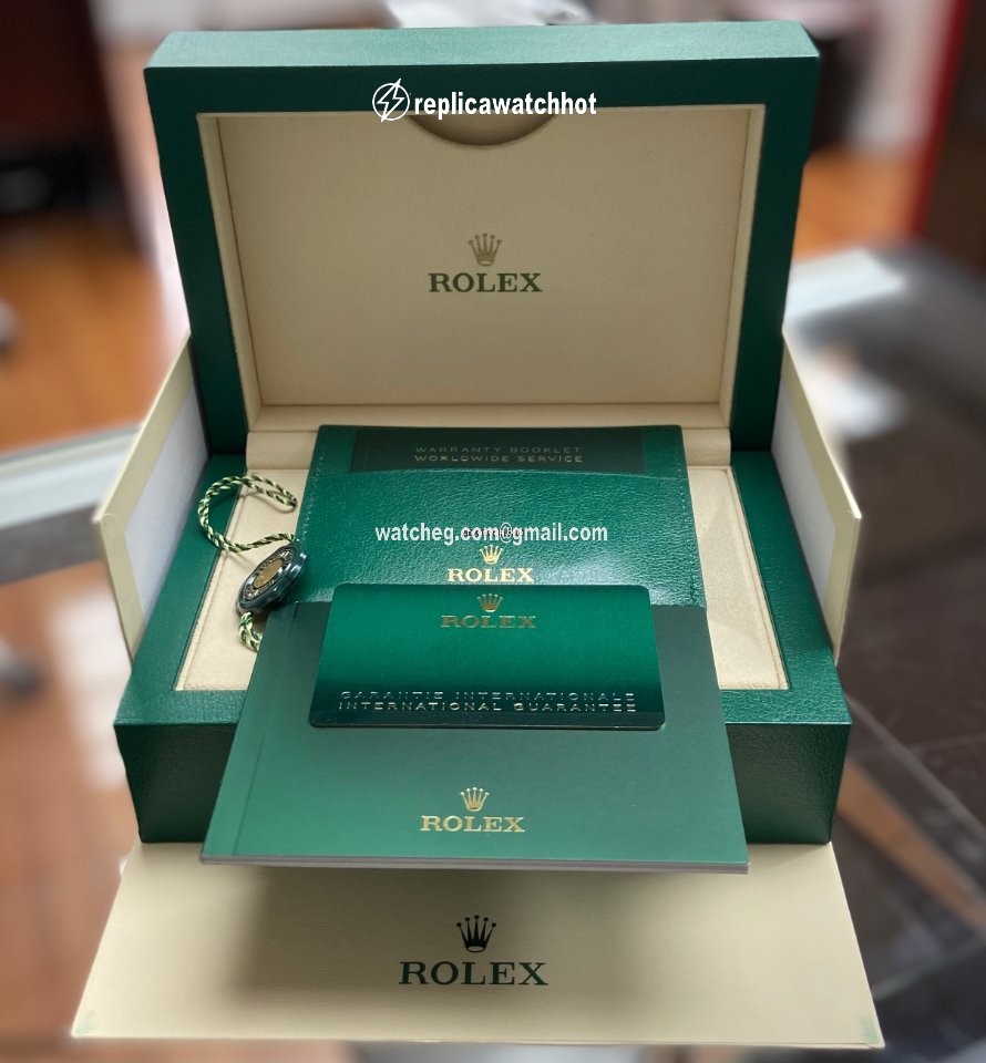 Rolex Day-Date 36 Mens watch Unisex Rose gold Automatic 128235 2