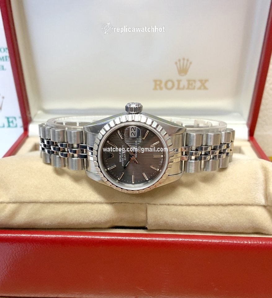 Rolex Oyster Perpetual Lady Date Womens watch Steel Automatic 69240 2
