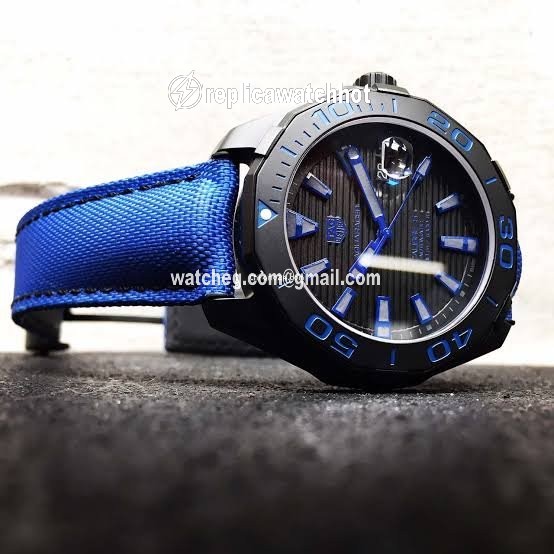 TAG Heuer Aquaracer 300M Mens watch Unisex Automatic Titanium WAY208BRHH8876 2