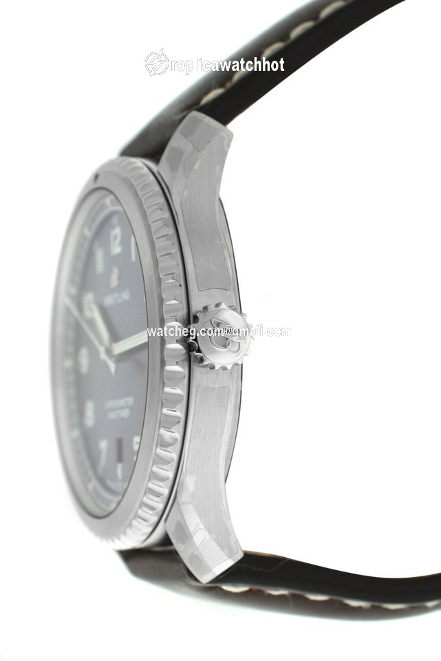 Breitling Navitimer 8 Mens watch Unisex Automatic Steel A17314101C1X1 2