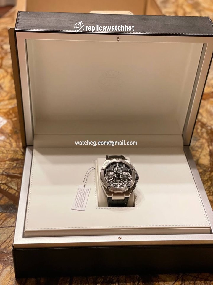 IWC Ingenieur Perpetual Calendar Digital Date-Month Mens watch Unisex Automatic Titanium IW379201 2
