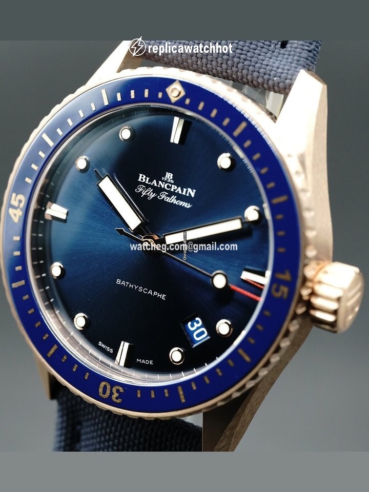 Blancpain Fifty Fathoms Bathyscaphe Mens watch Unisex Automatic Rose gold 5000 36S40 O52A 2