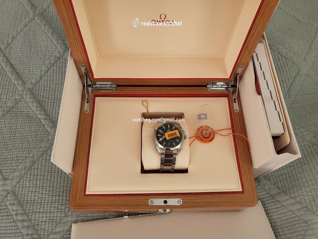 Omega Seamaster Aqua Terra Mens watch Unisex Automatic Steel 220.10.38.20.03.001 2