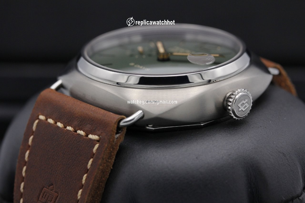 Panerai Radiomir 8 Days Titanium PAM 735 2