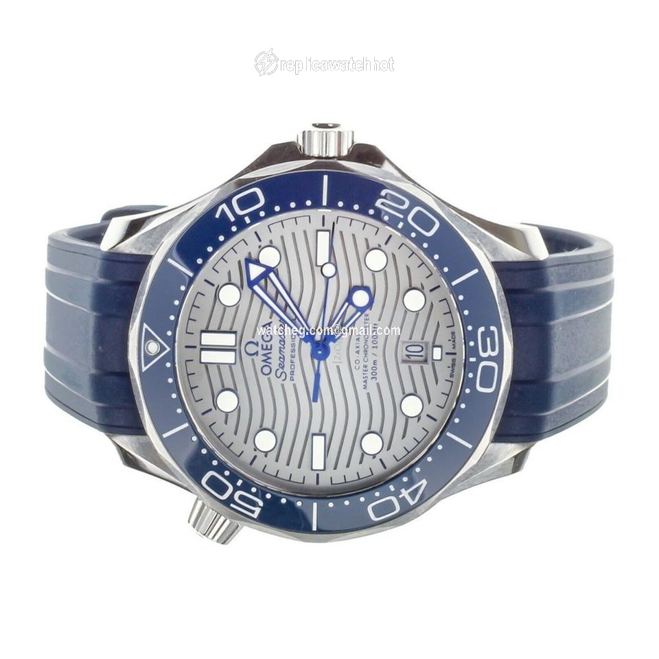 Omega Seamaster Mens watch Unisex Automatic Steel 310.32.42.20.06.001 2