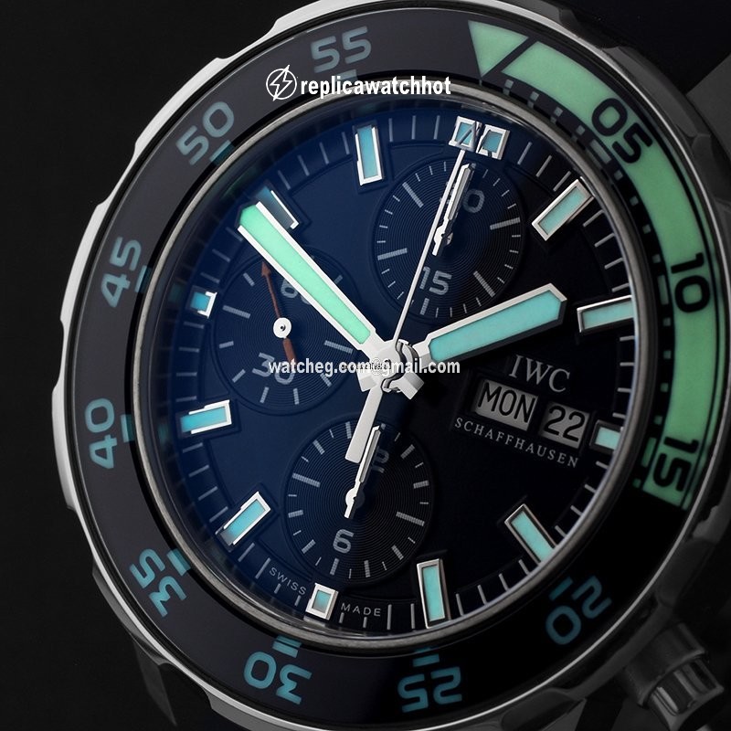 IWC Aquatimer Chronograph Mens watch Unisex Automatic Steel IW3767-11 2