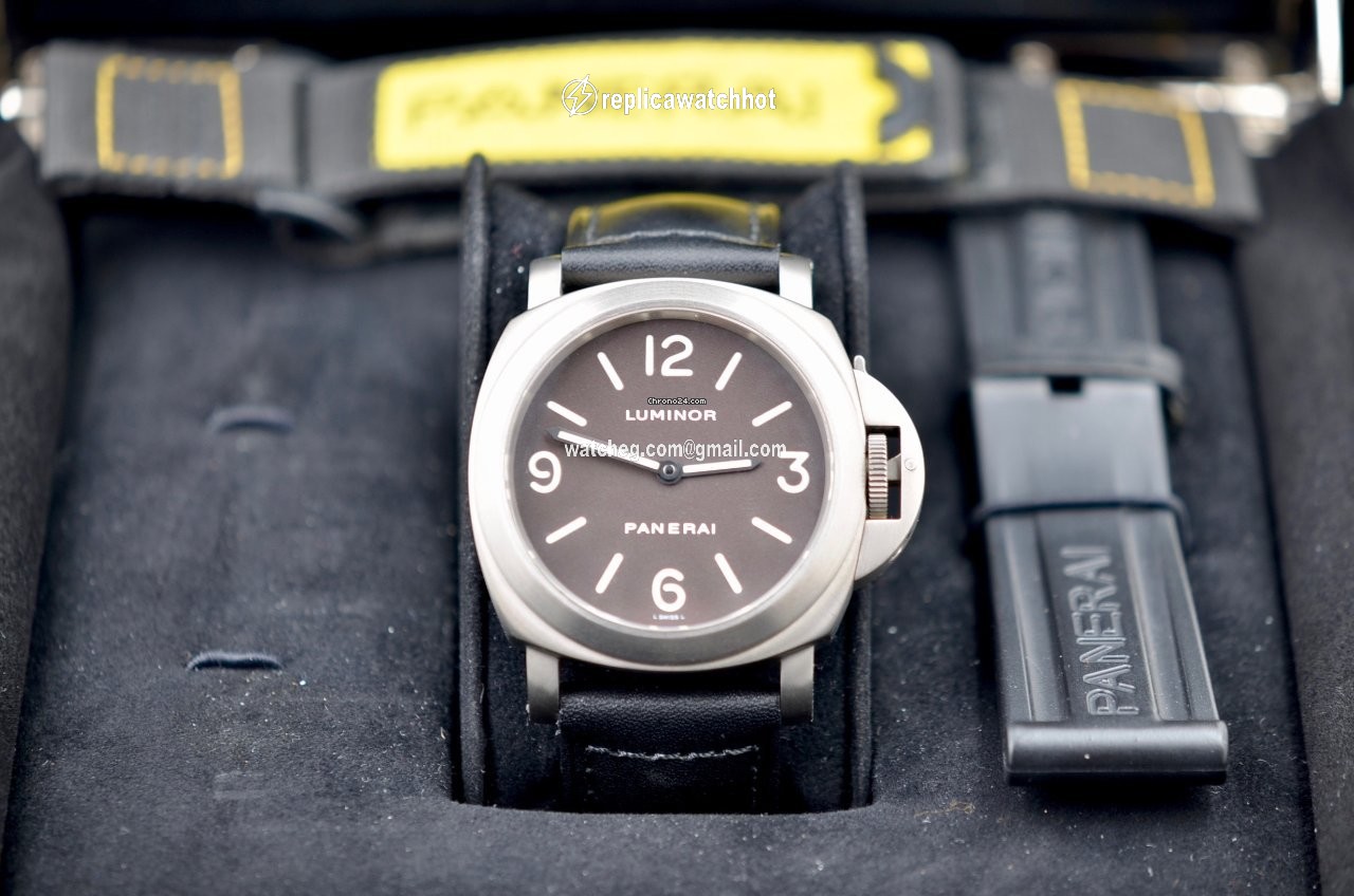 Panerai Luminor Base Mens watch Unisex Manual winding Titanium PAM 00055 2