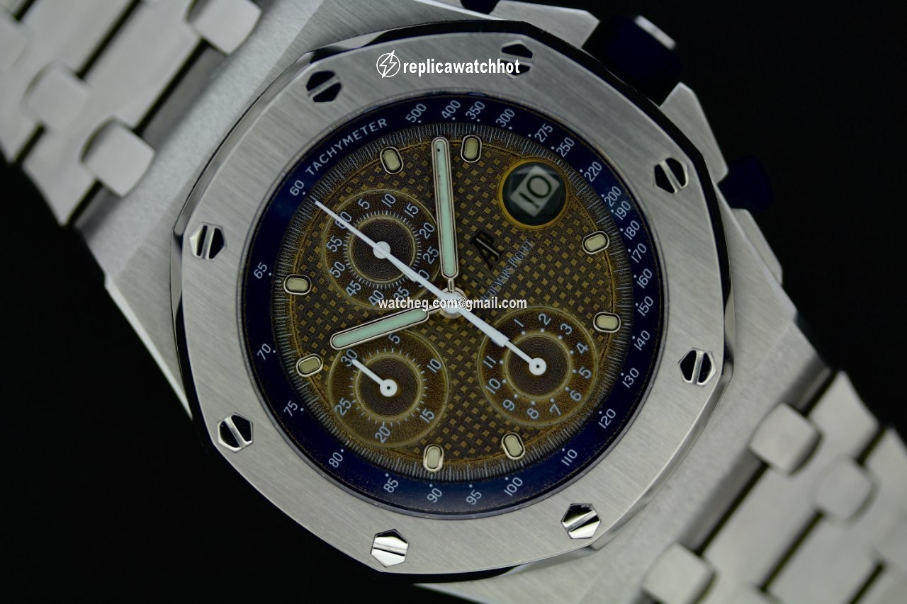 Audemars Piguet Royal Oak Offshore Chronograph Automatic Steel 25721ST 2