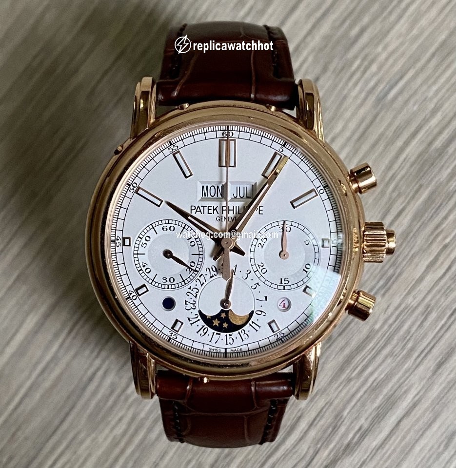 Patek Philippe Perpetual Calendar Chronograph Manual winding Rose gold 5204R 2